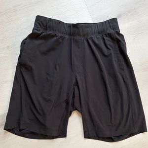 Lululemon men's lined athletic shorts medium